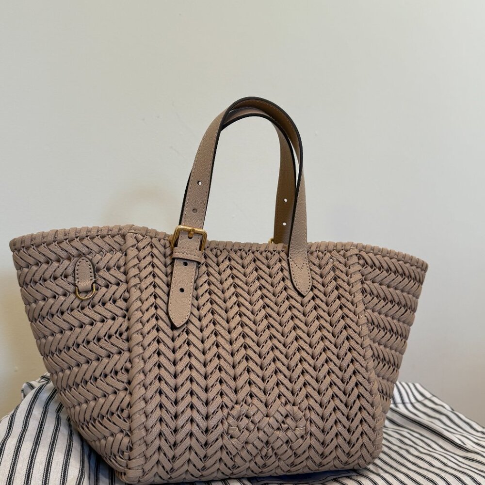 Anya Hindmarch - Neeson Small Square Tote Bag in Light Nude